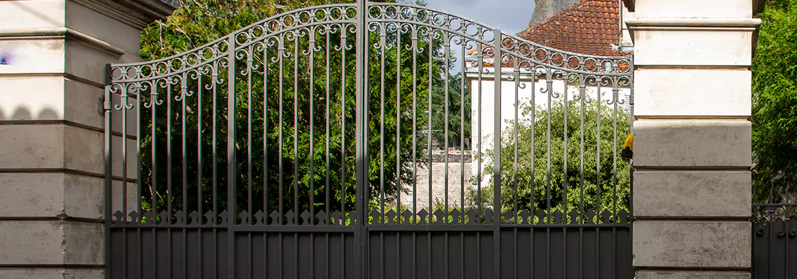 Wooden Swing Gate Repair in Barrie, ON